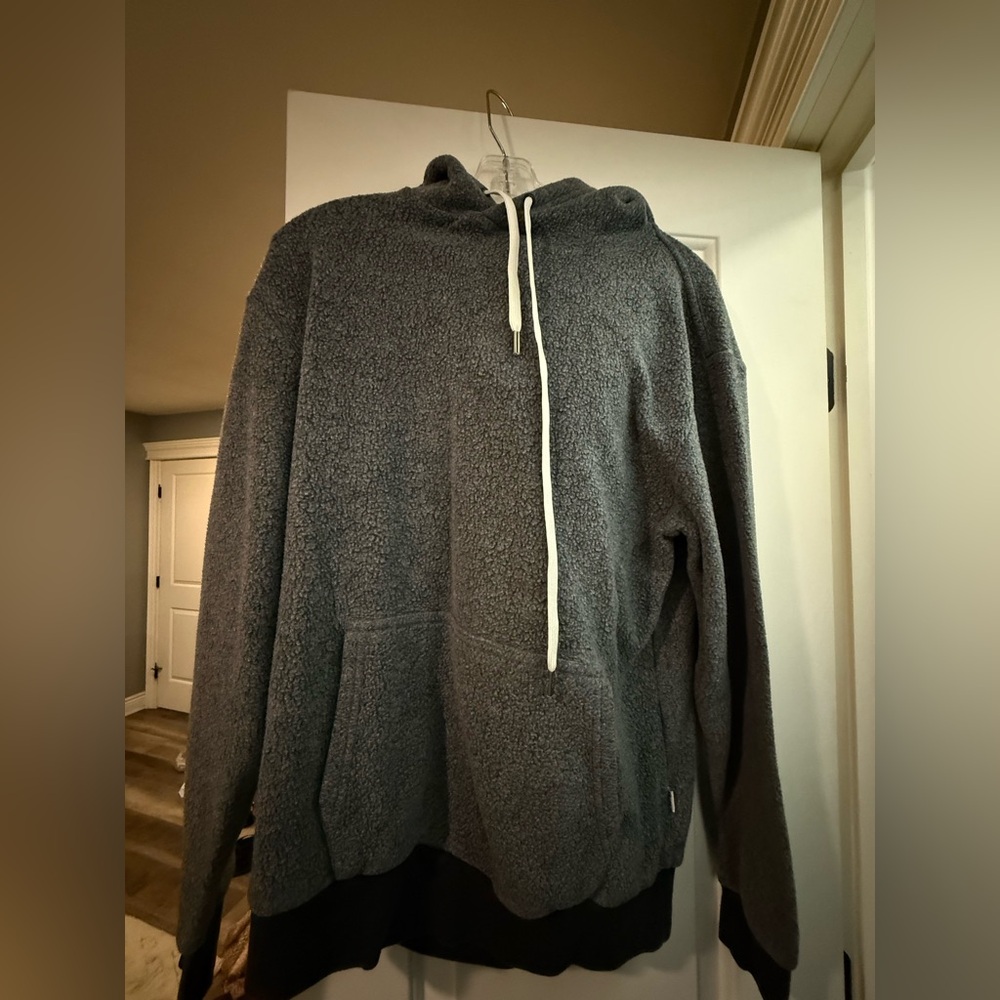FEAT. Hoodie